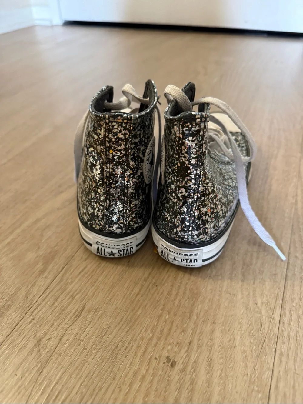 Converse Chuck Taylor All Star Hi Top Glitter Black Silver Sneakers Kids 3.5